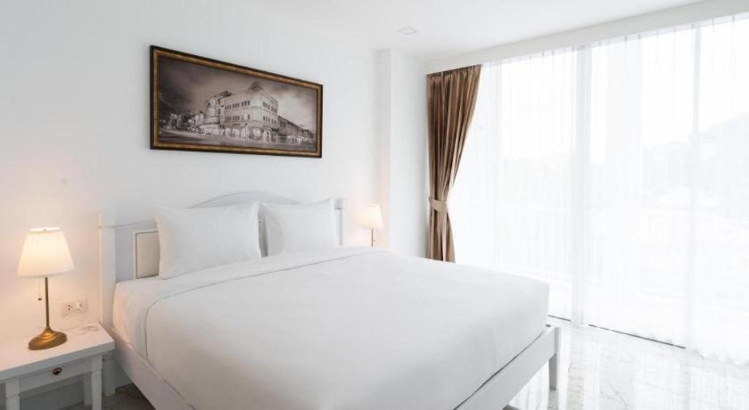 B2 Premier Hotel