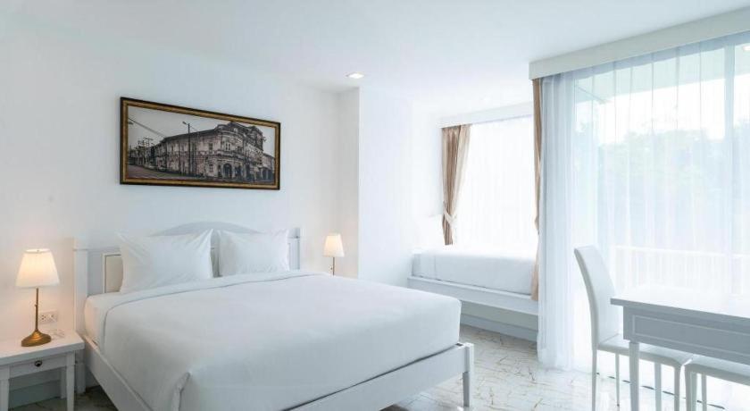 B2 Premier Hotel 4*