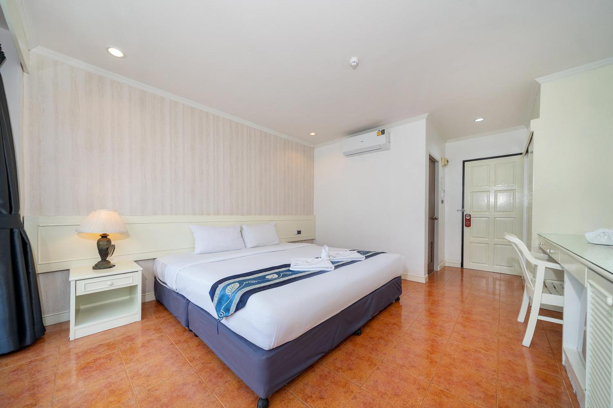 & Hotel Patong