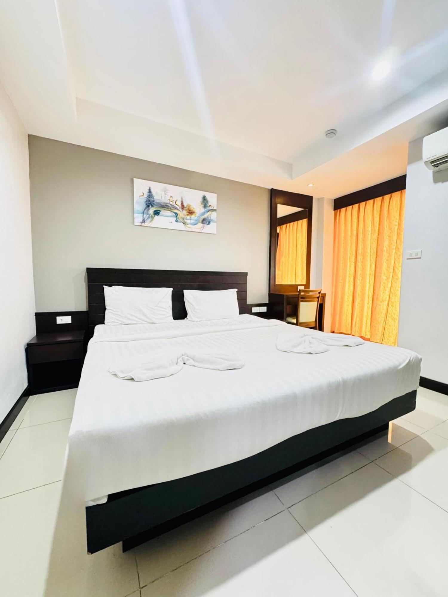 Hotel La Casa 3*