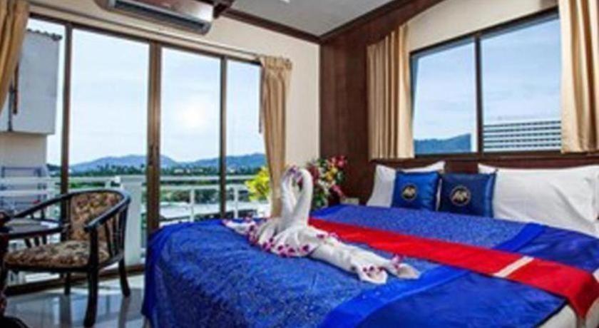 Hotel Triple Rund Place Patong
