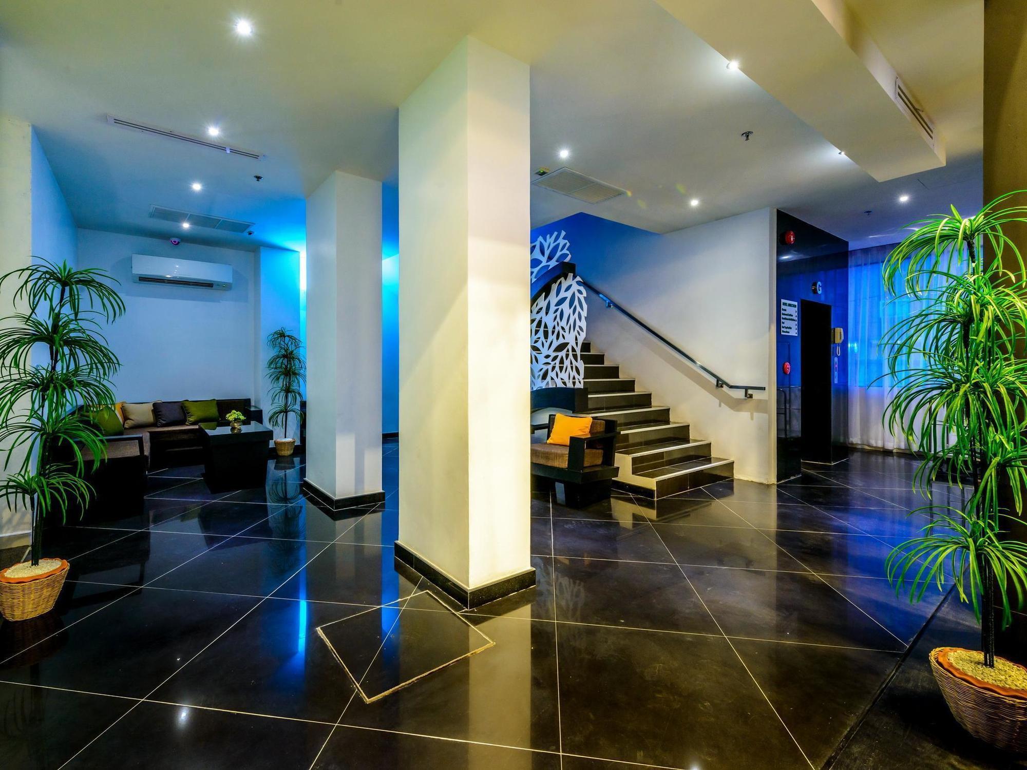 Raha Grand 3* Patong