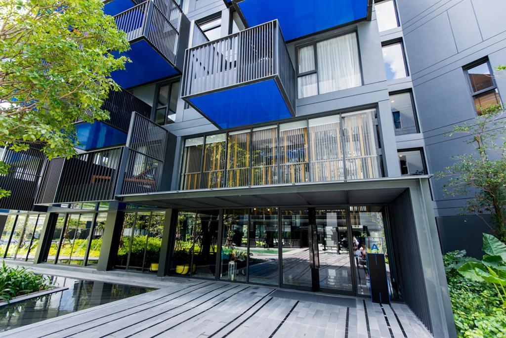 The Deck Modern Phuket *