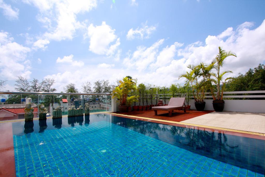 Rayaburi Hotel, Hotel