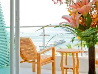 Rayaburi Hotel, 3* Patong
