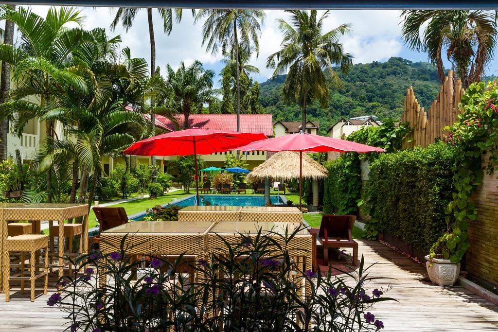 Hotel Austrian Garden & Restaurant