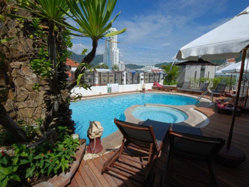 The Royal Palm Front Hotel Patong