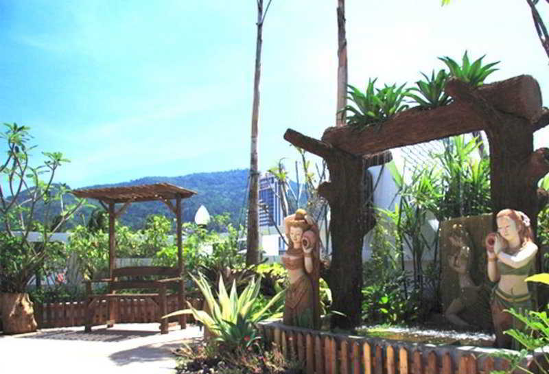Rayaburi Hotel, Hotel