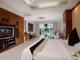 Rayaburi Hotel, 3* Patong