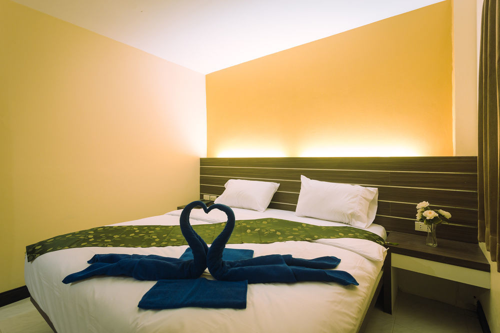 The Shades Boutique Hotel 3*