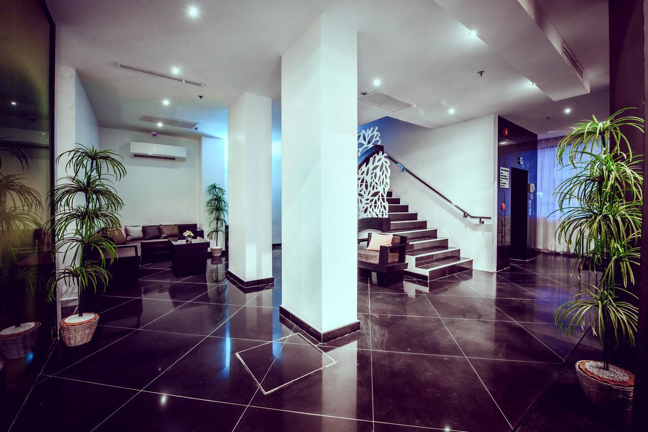 Raha Grand Hotel 3*