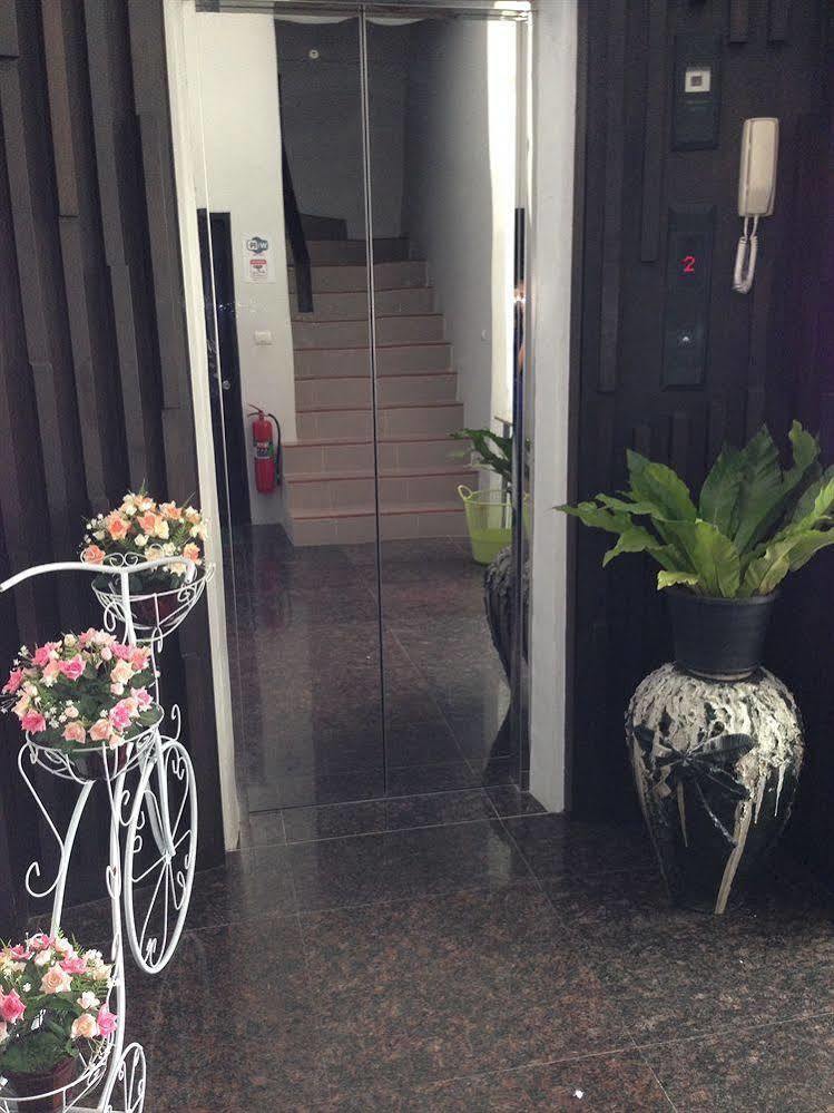 Cat Story Hotel Patong