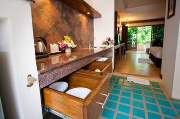 Hotel Baan Pron Phateep