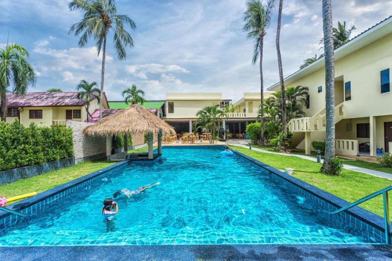 Austrian Garden & Restaurant 3* Patong