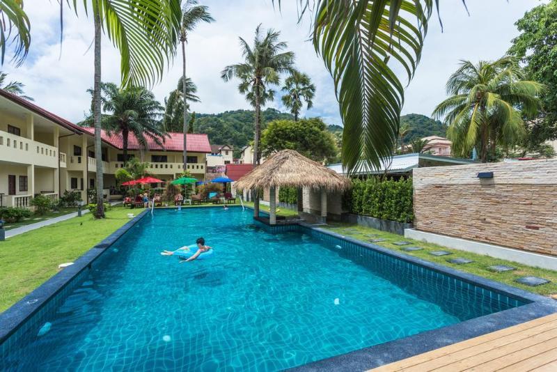 Austrian Garden & Restaurant 3* Patong
