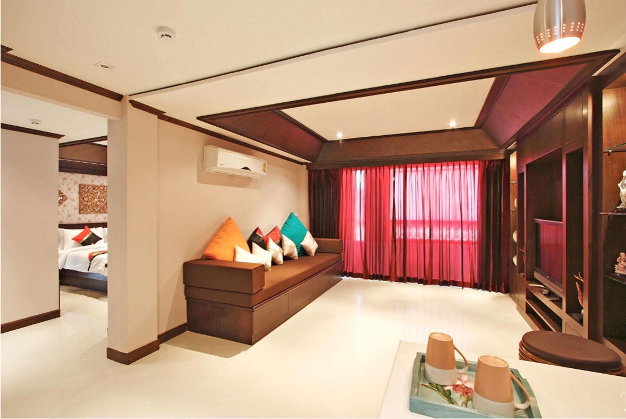 Rayaburi Hotel, 3*