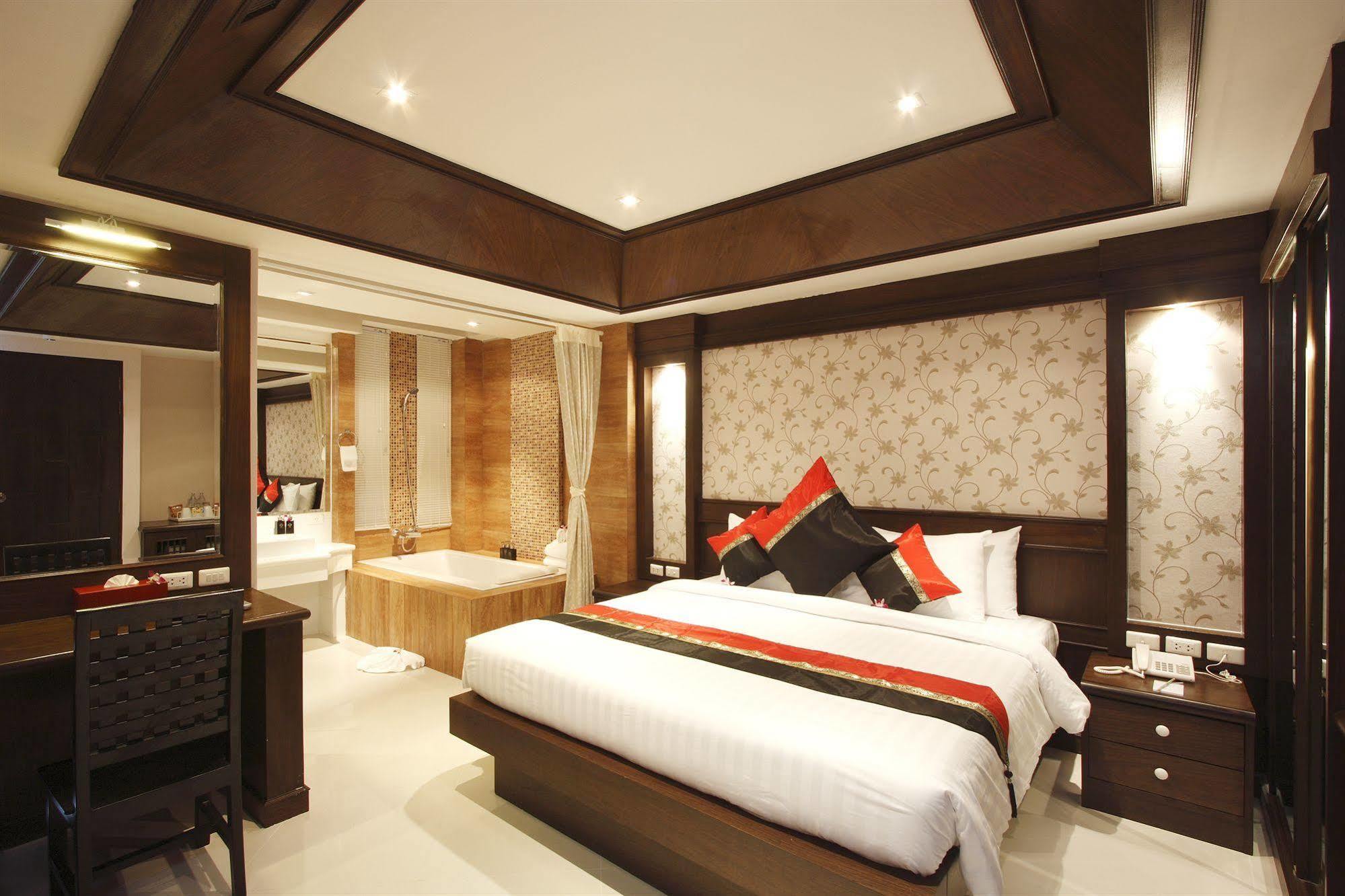 Rayaburi Hotel, Hotel 3*