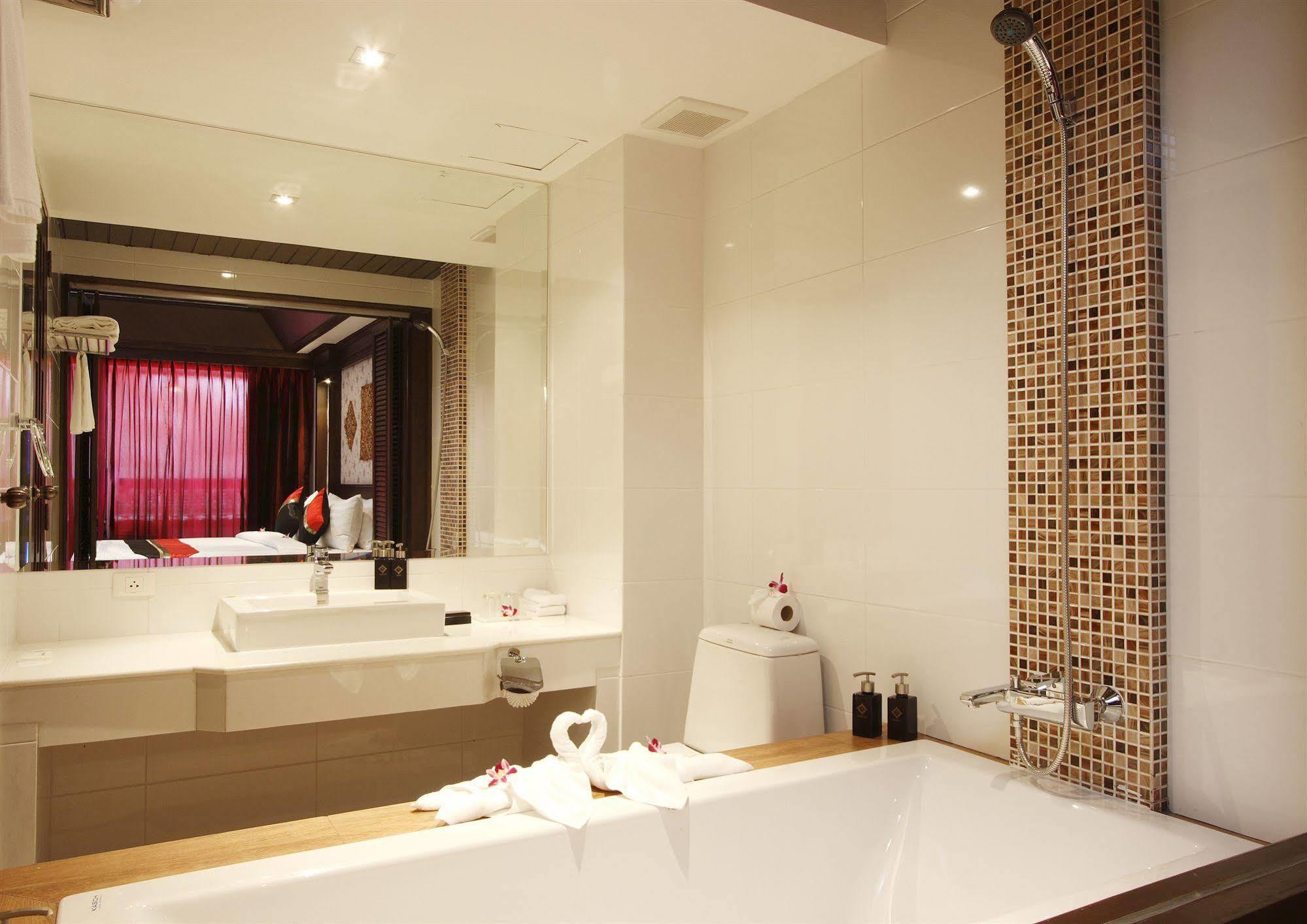Hotel Rayaburi Hotel, Patong