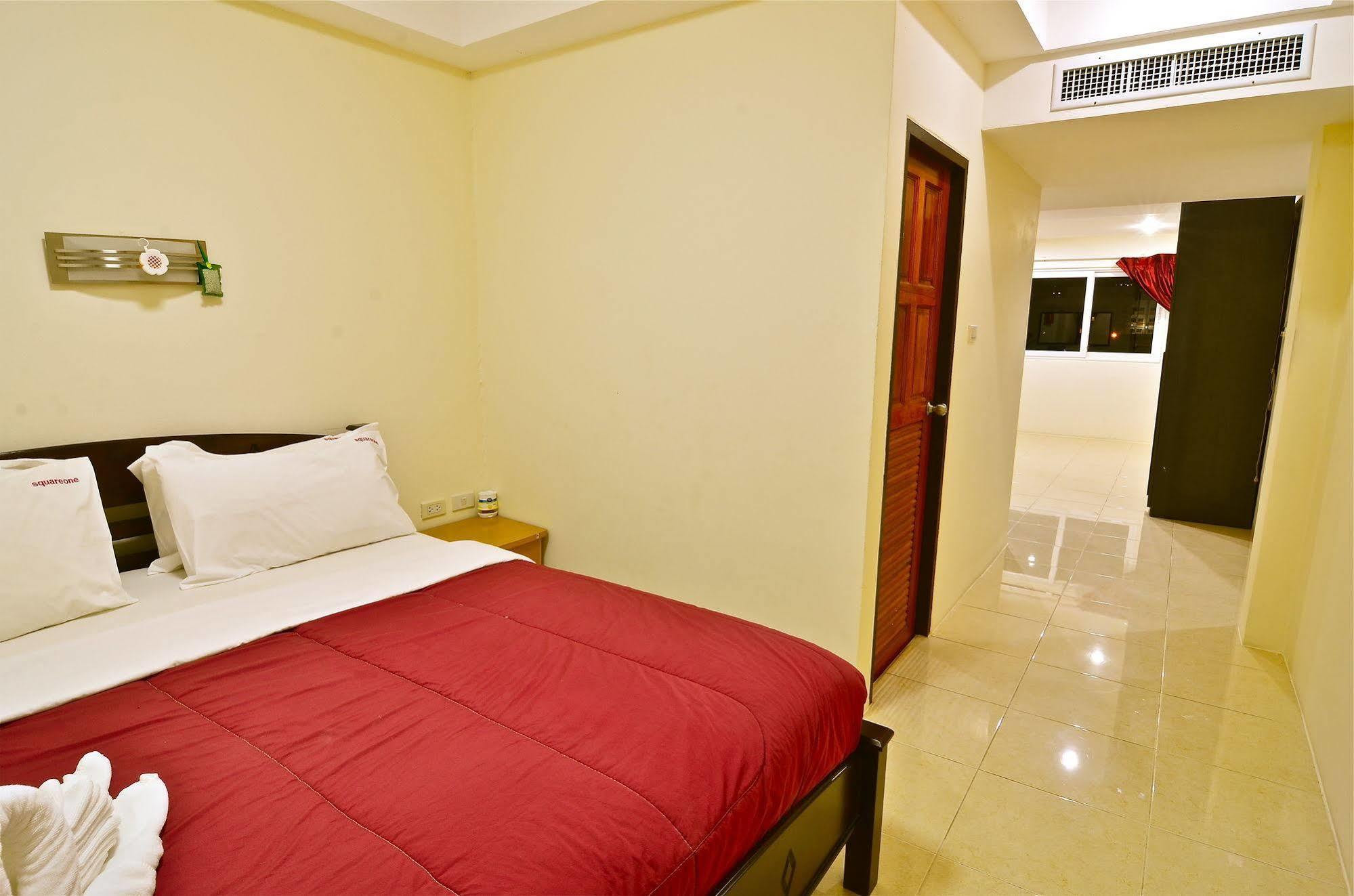 Square One 3* Patong
