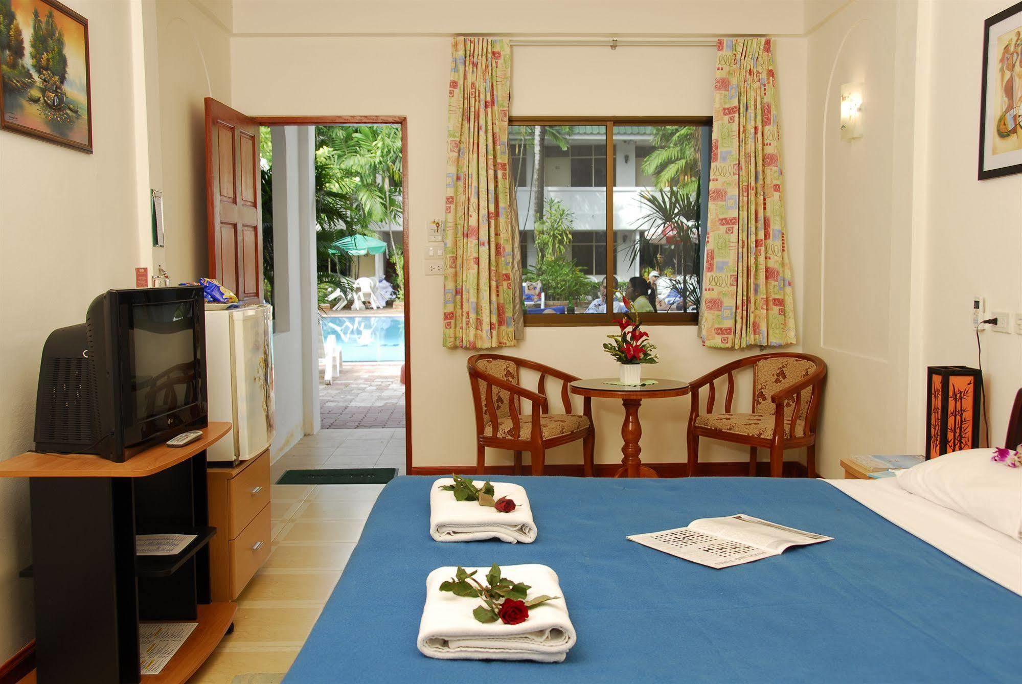 Hotel The Expat