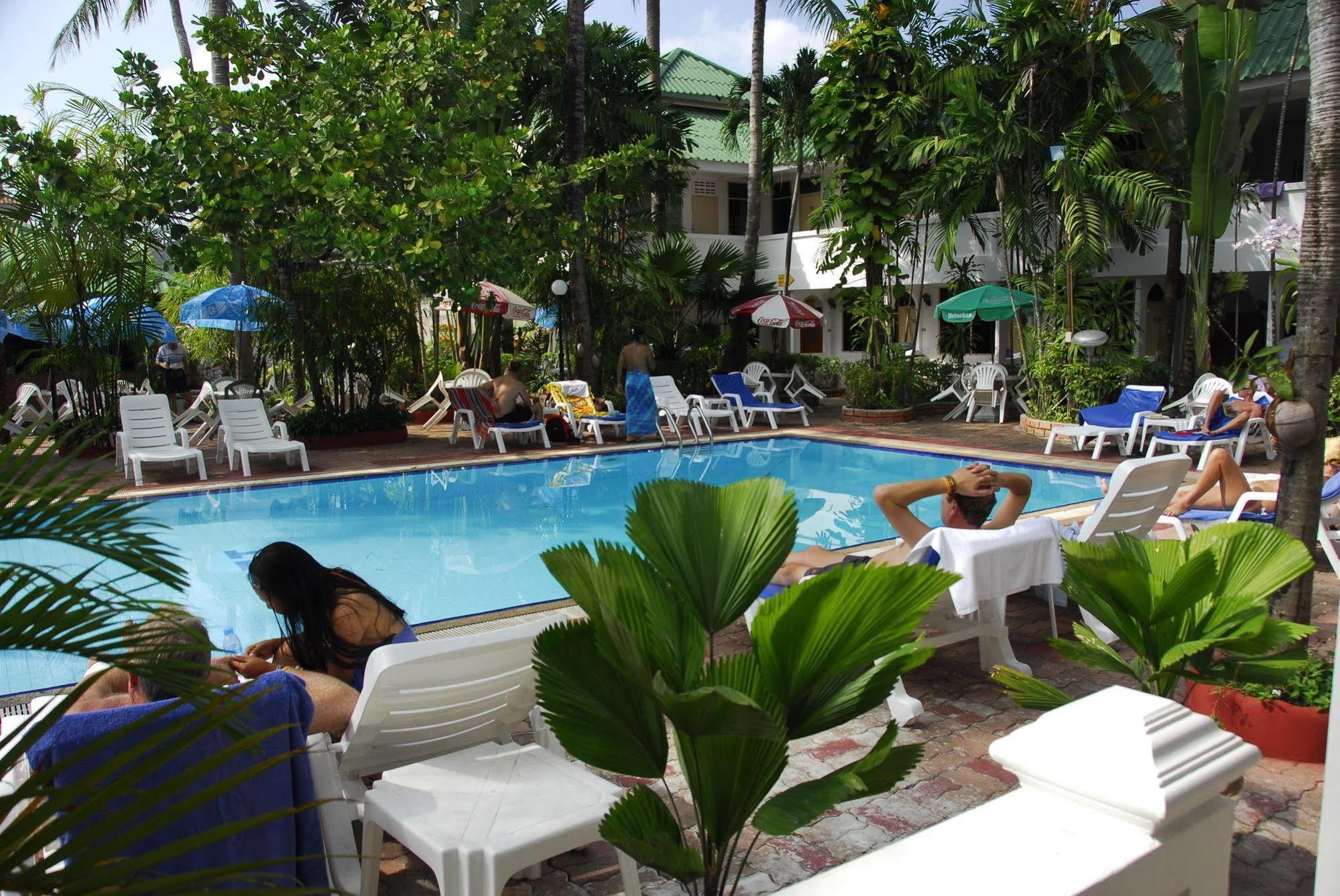 The Expat Hotel Patong