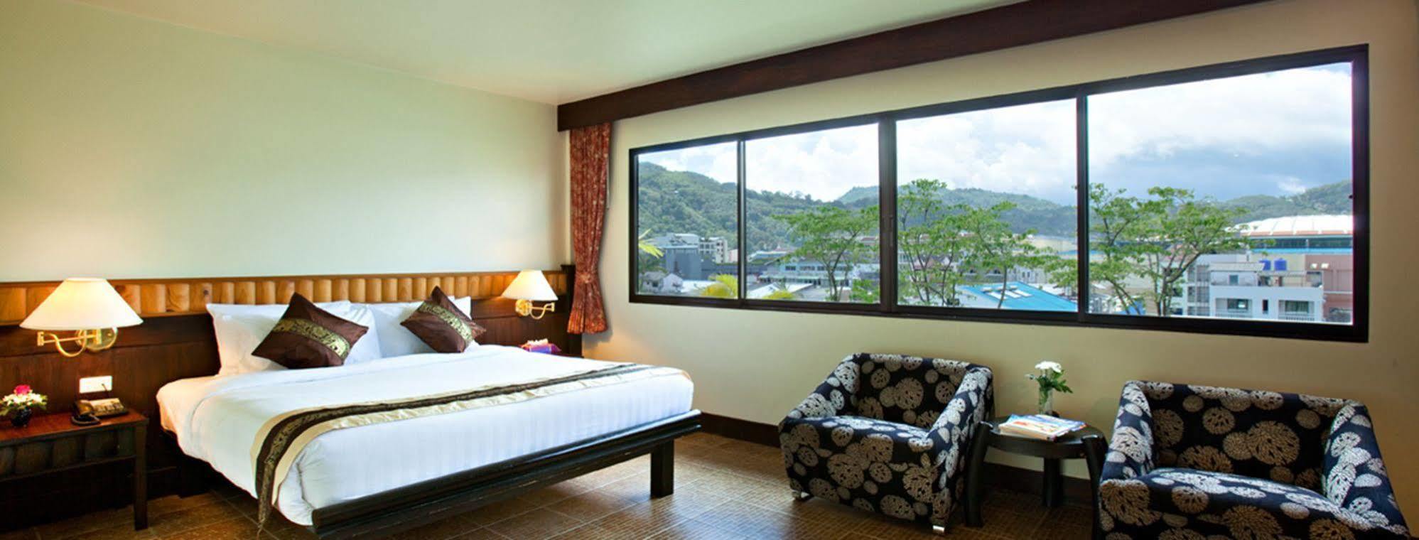 Hotel C & N - Sha Extra 3*