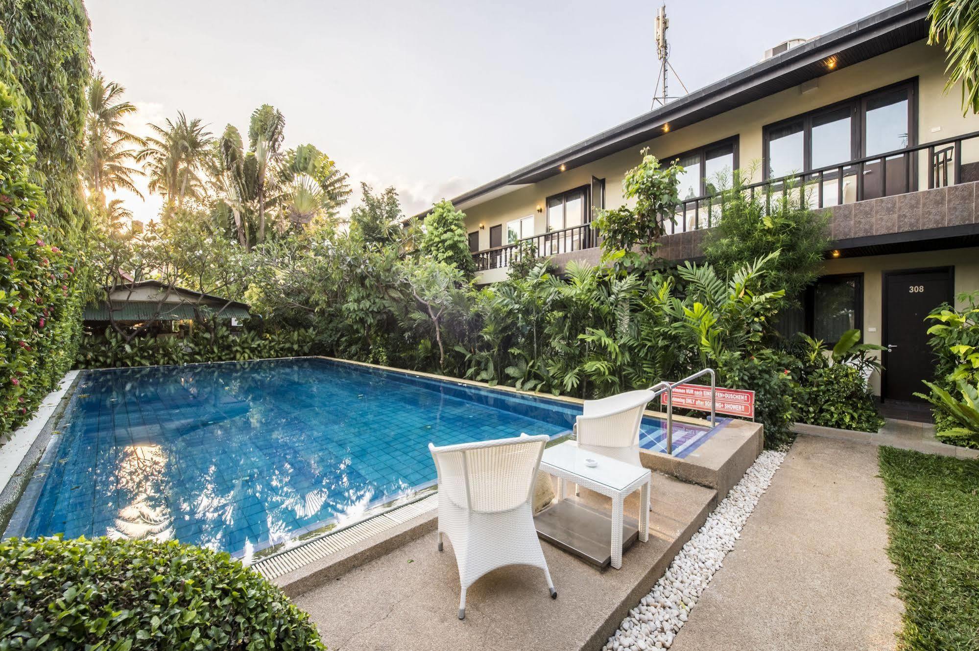 Hotel Lokal Phuket 