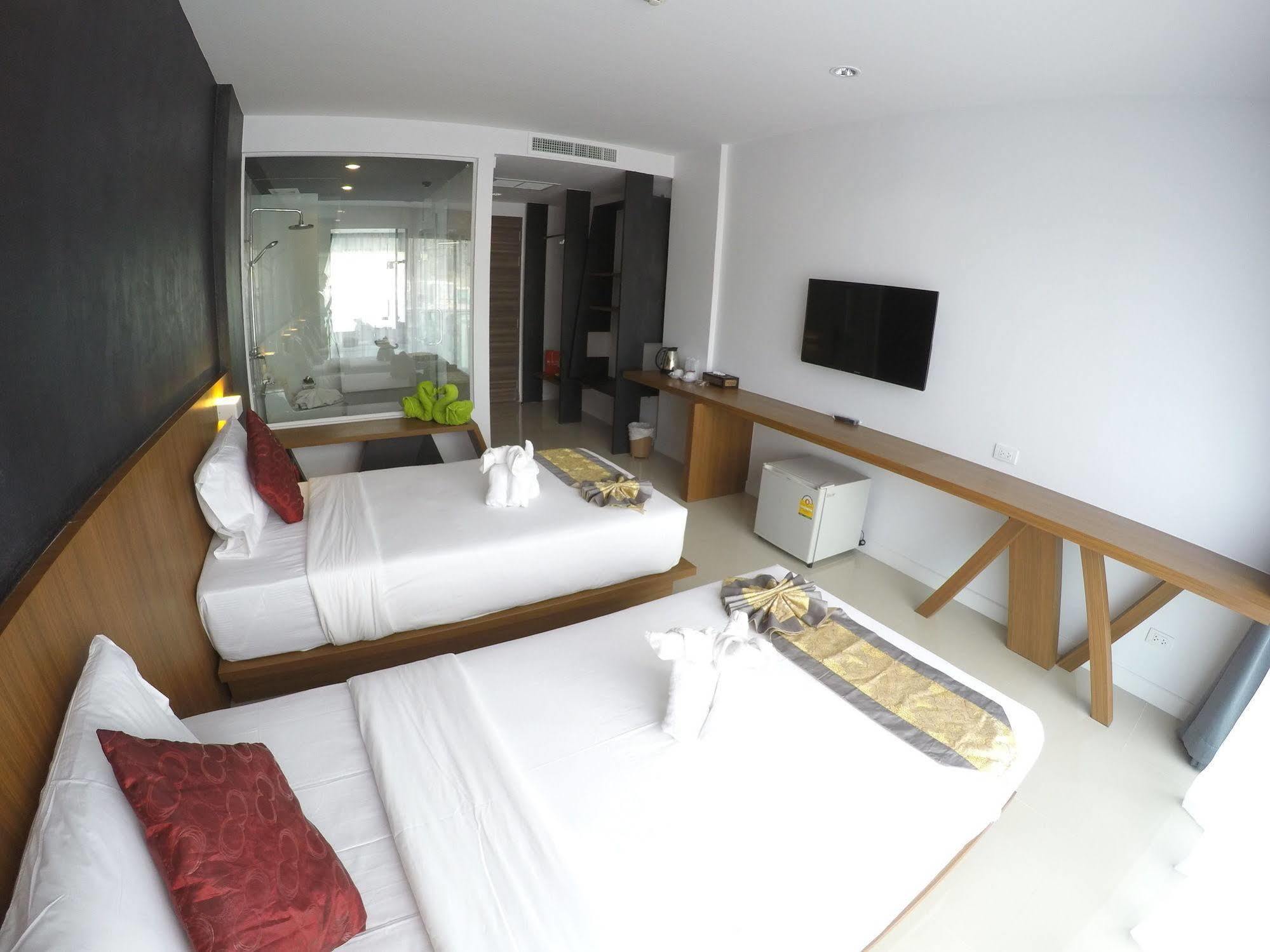 Hotel Phoenix Grand