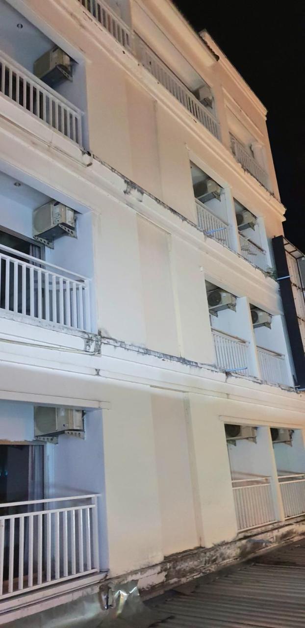 Eden Park Rumah tetamu