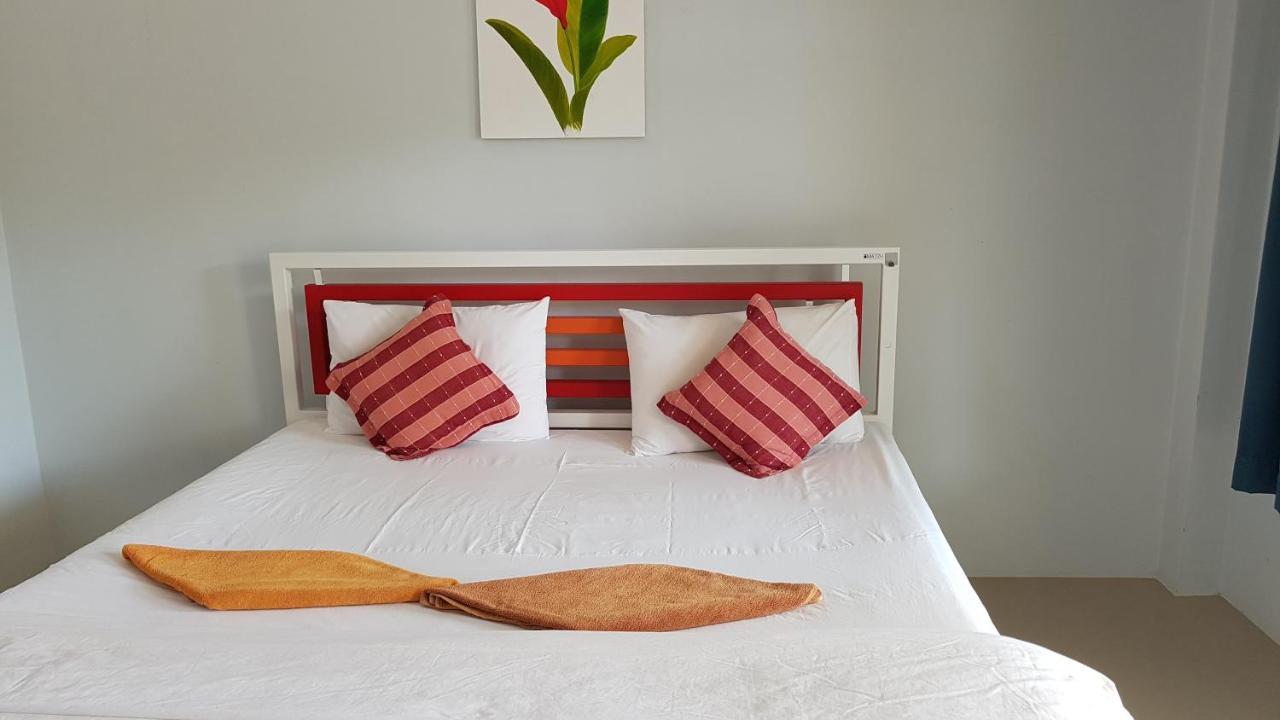 Piti Place Guest house 3*