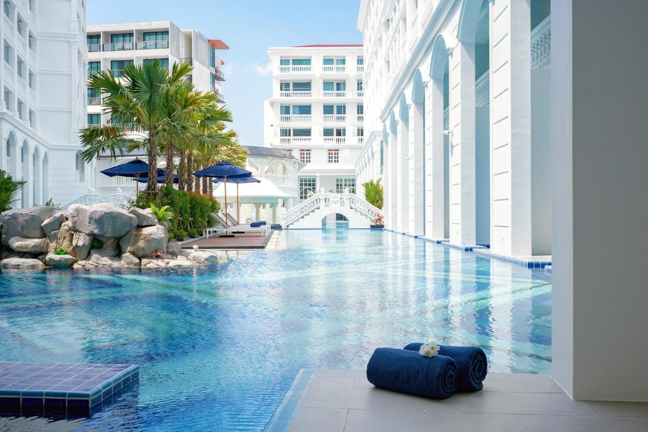 Moevenpick Myth Phuket Hotel Patong