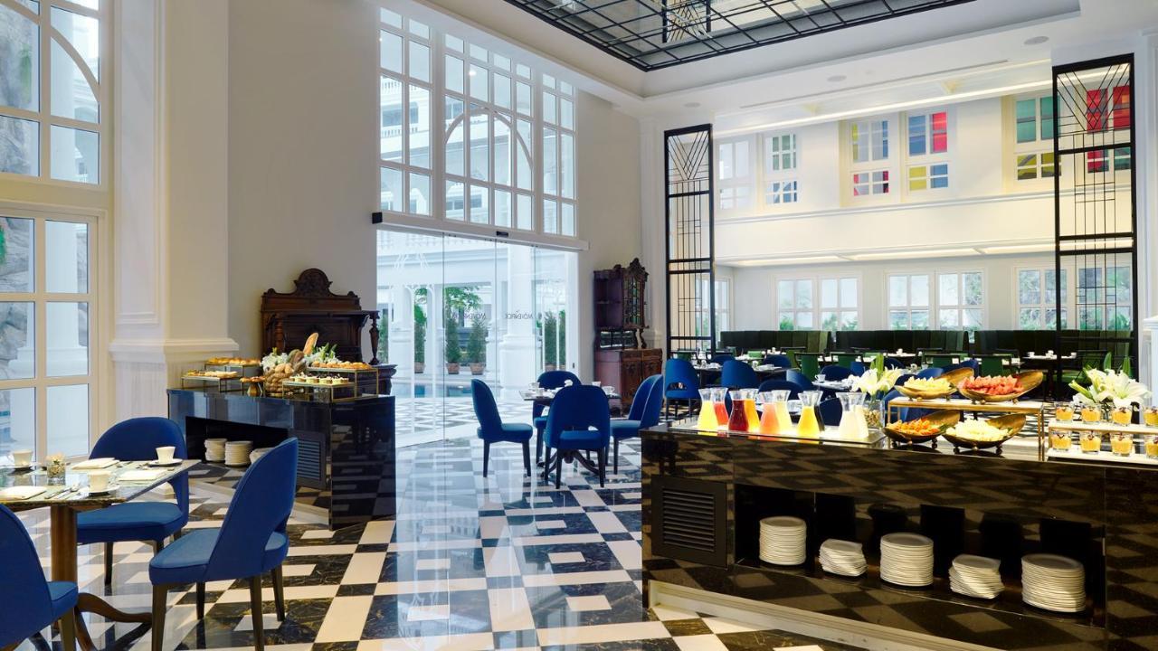 Hotel Moevenpick Myth Phuket 5*
