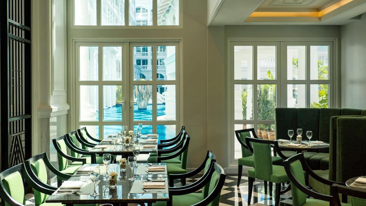 Moevenpick Myth Phuket 5*