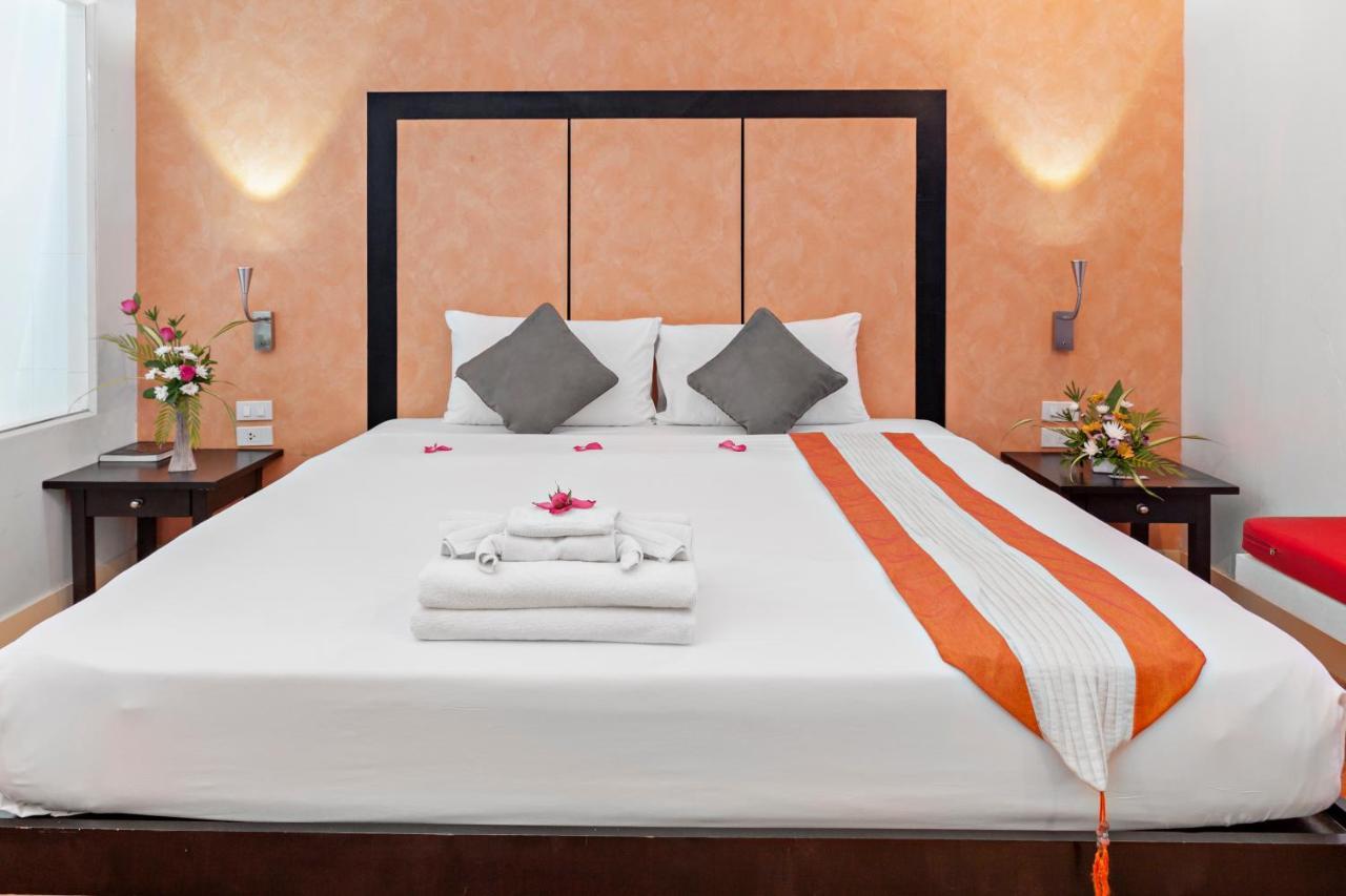 Hotel The Royal Palm Front Patong