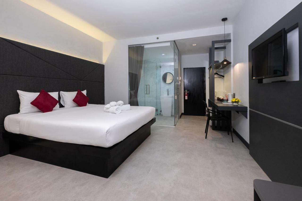 The Royal Palm Front Hotel