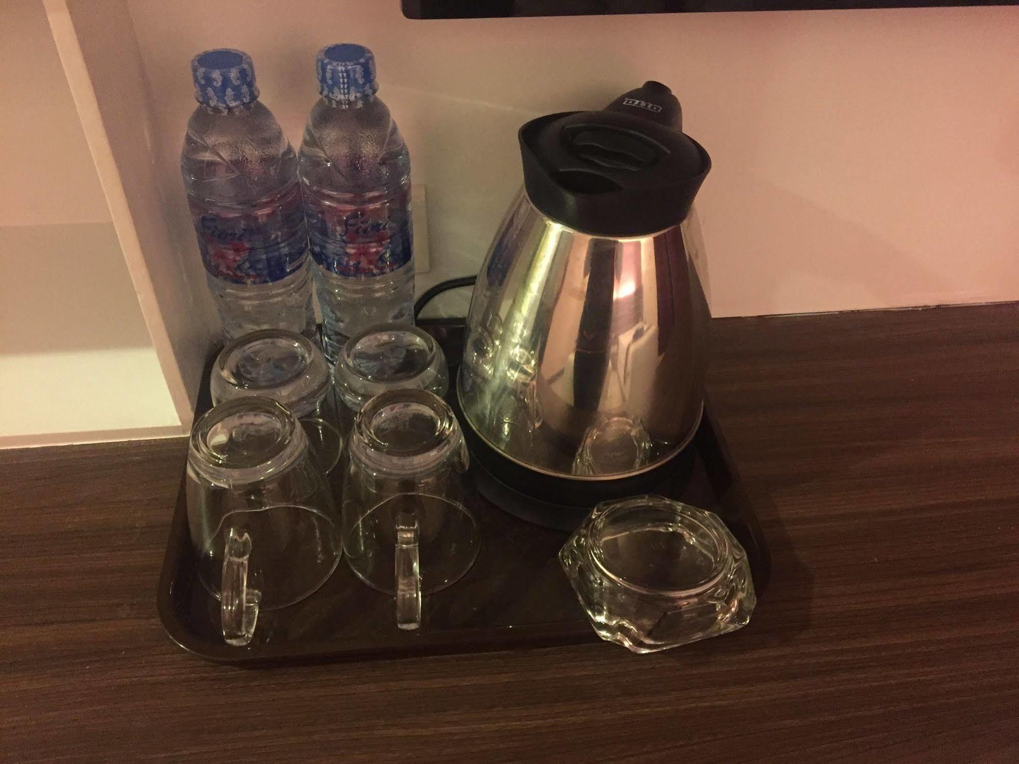 Hotel The Shades Boutique Patong