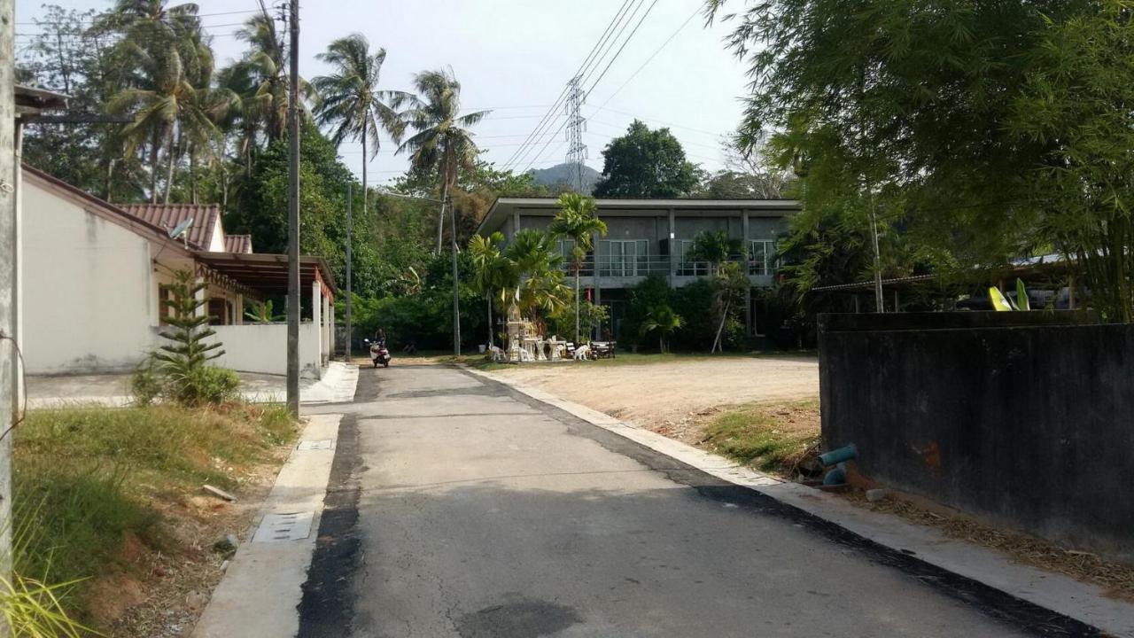Piti Place Guest house 3*