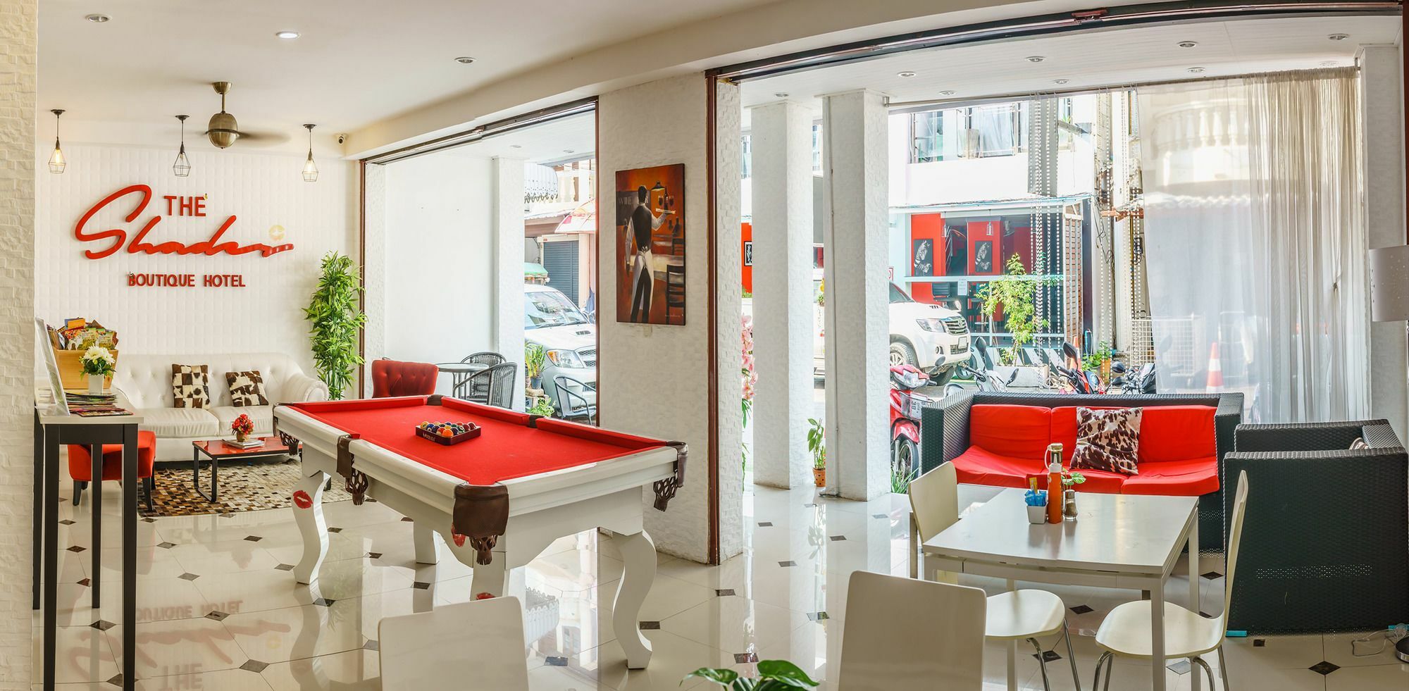 Hotel The Shades Boutique Patong