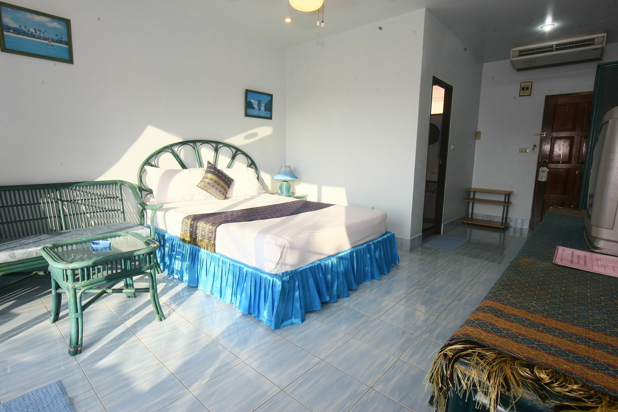 Sunbeach Mansion Patong