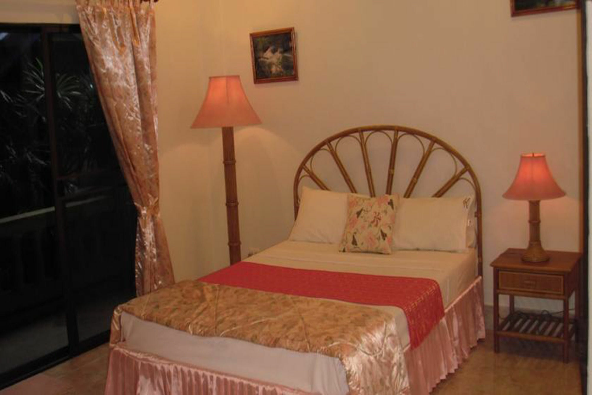 Hotel Sunbeach Mansion Patong