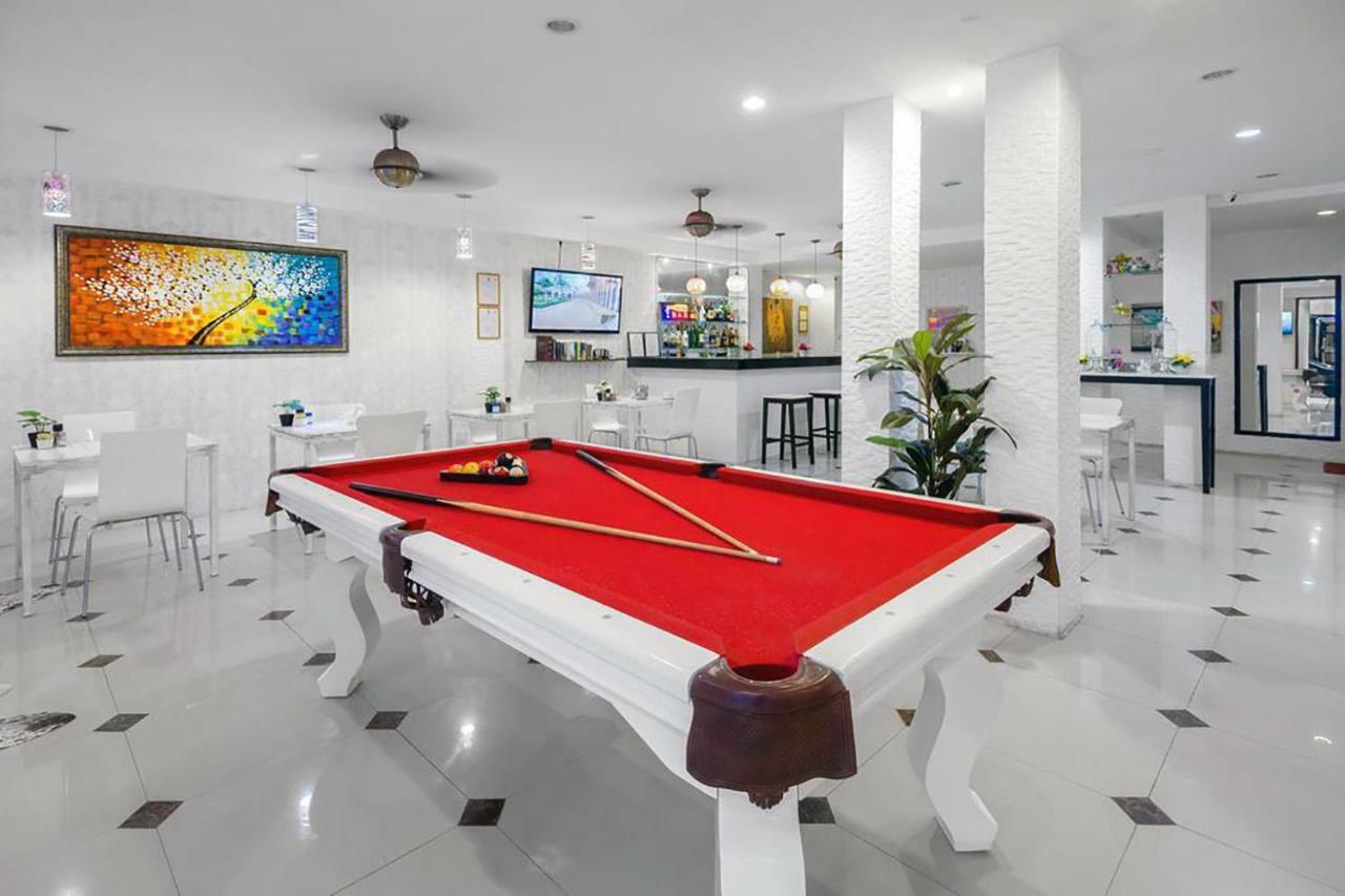 Rumah tetamu The Shades 50 Meter Front Patong