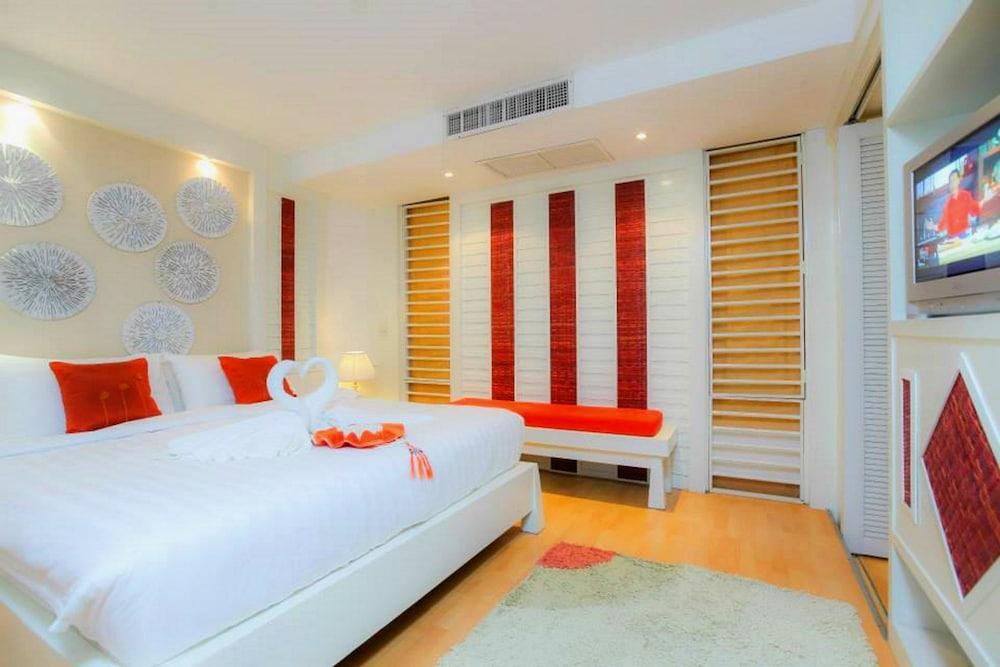 The Royal Palm Front Hotel